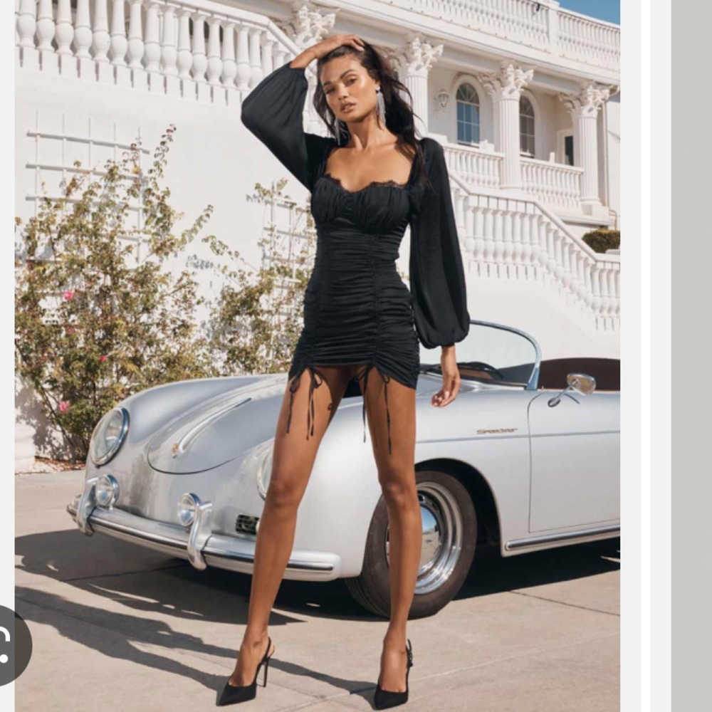 ASTR XS MARDI RUCHED BLACK DRESS